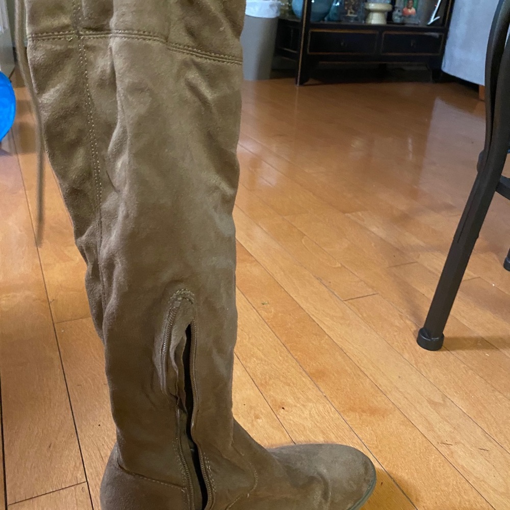 Knee High faux suede boots.